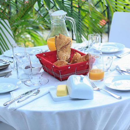 Seddo Guest House อาบีจาน ภายนอก รูปภาพ