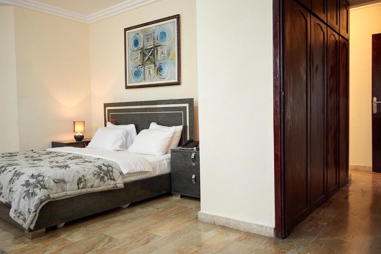 Seddo Guest House อาบีจาน ภายนอก รูปภาพ