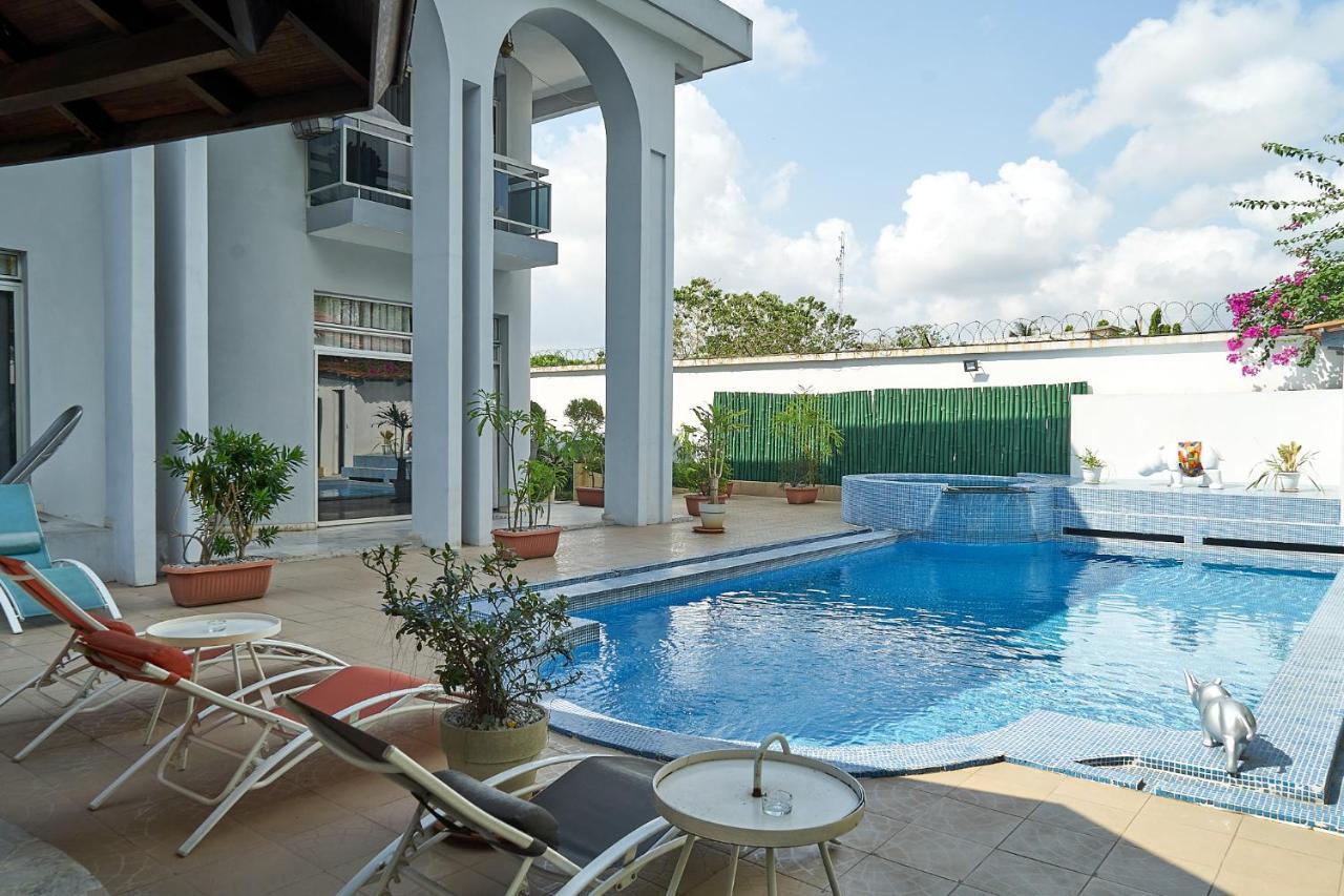 Seddo Guest House อาบีจาน ภายนอก รูปภาพ